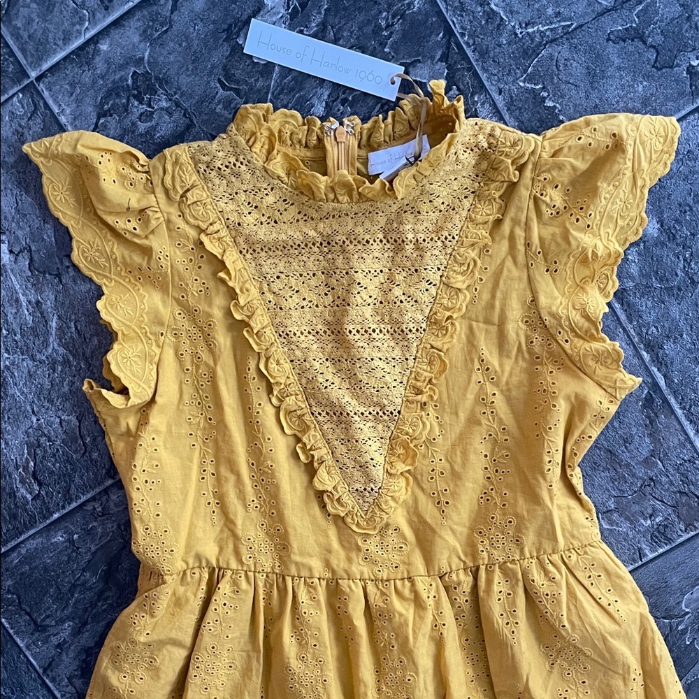 ⭐️NWT HOUSE OF HARLOW Yellow Eyelet Ruffle Cotton Babydoll Scallop Coastal Dress - Picture 5 of 16